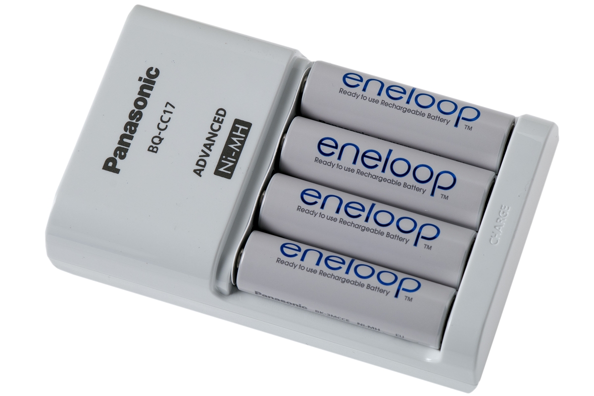 Panasonic Eneloop BQ CC17 Schnelllader + 4x NiMh AA 1900mAh Panasonic Eneloop BQ CC17 Schnelllader + 4x NiMh AA 1900mAh