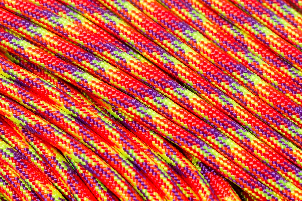 550 Paracord Type Iii Colour Phoenix Sunrise 100ft 30 48 M Advantageously Shopping At Knivesandtools Com