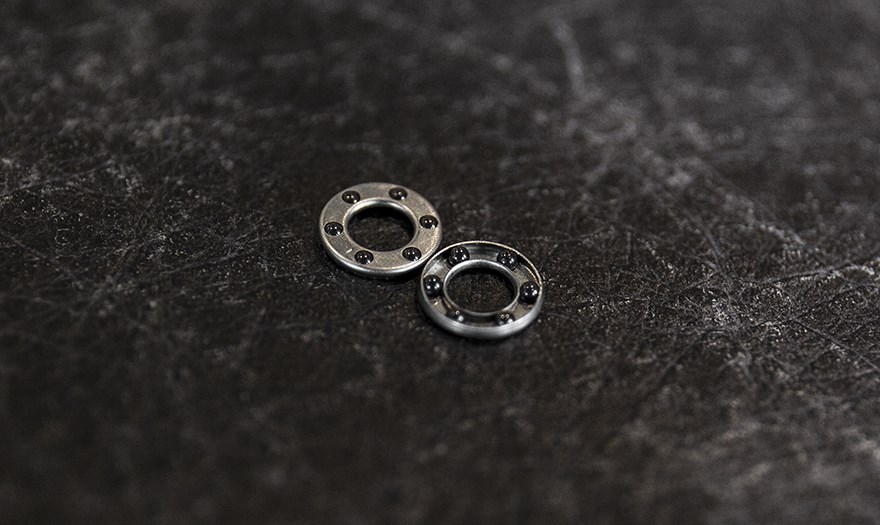 Bearings for pocket knife: all washers and ball bearings