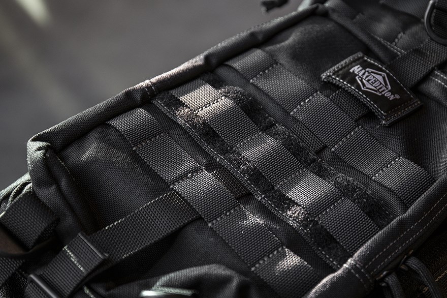 What is MOLLE? Knivesandtools explains!