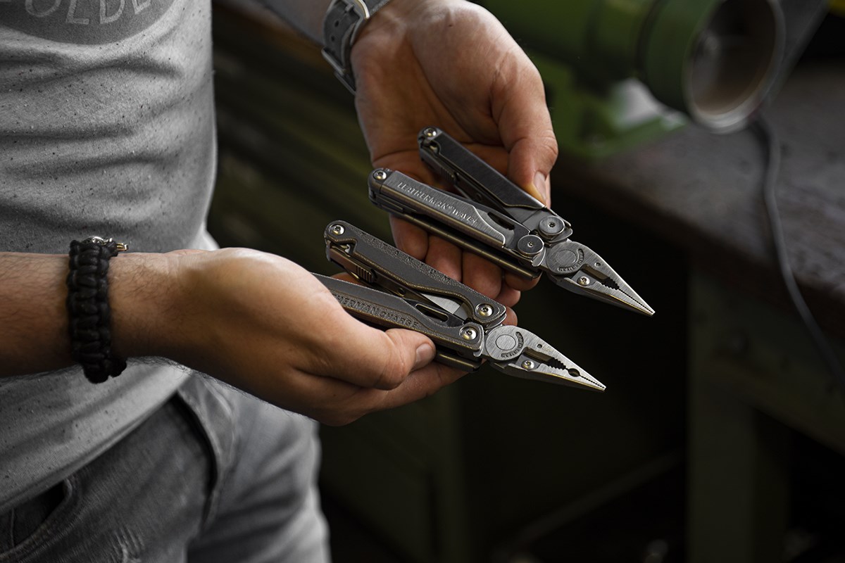 Leatherman Charge Plus Tti Vs Wave Plus Compared By Knivesandtools