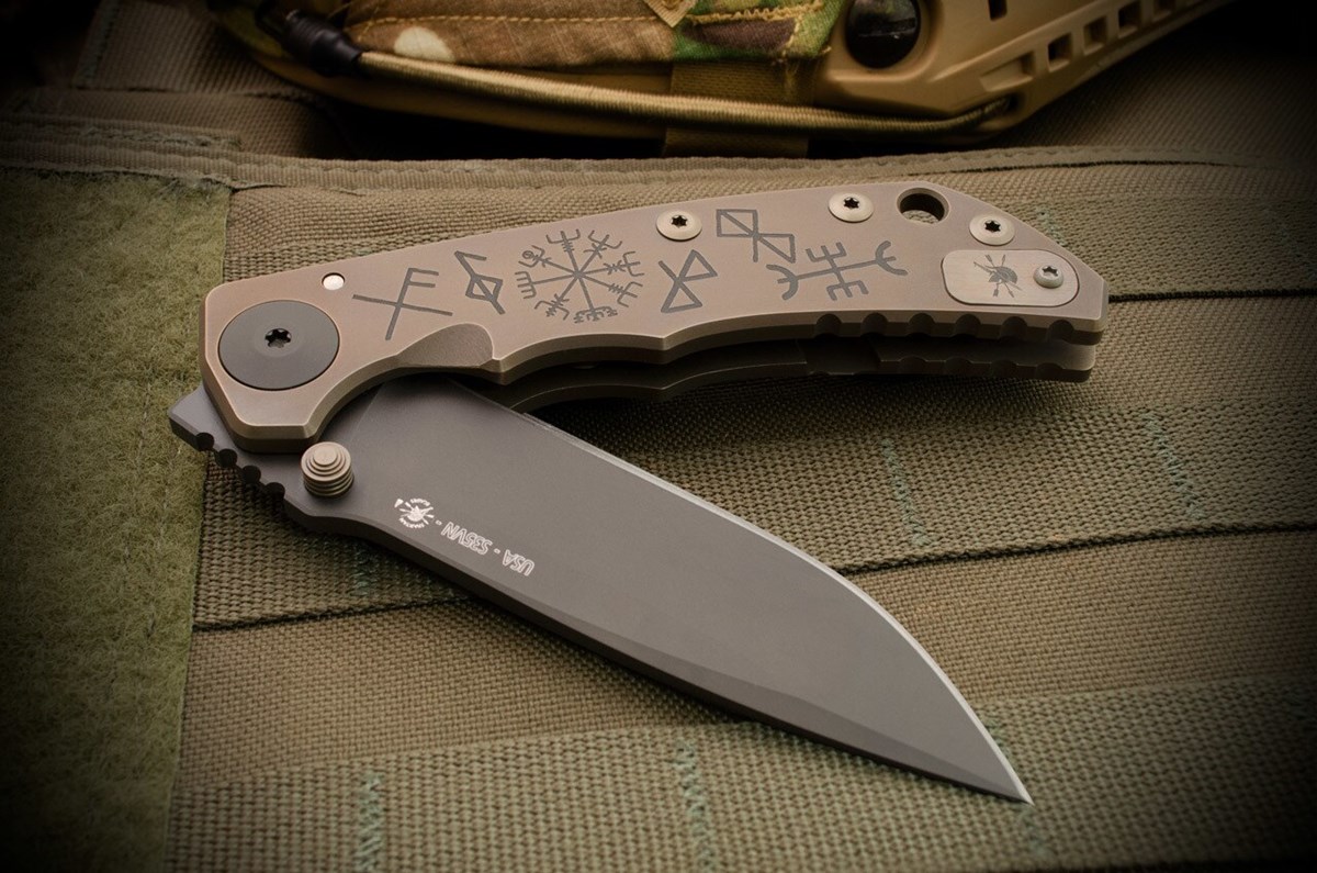 Spartan Blades Harsey Folder Runes and Staves