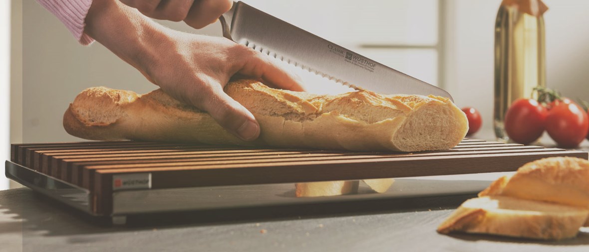 How do I sharpen a bread knife?