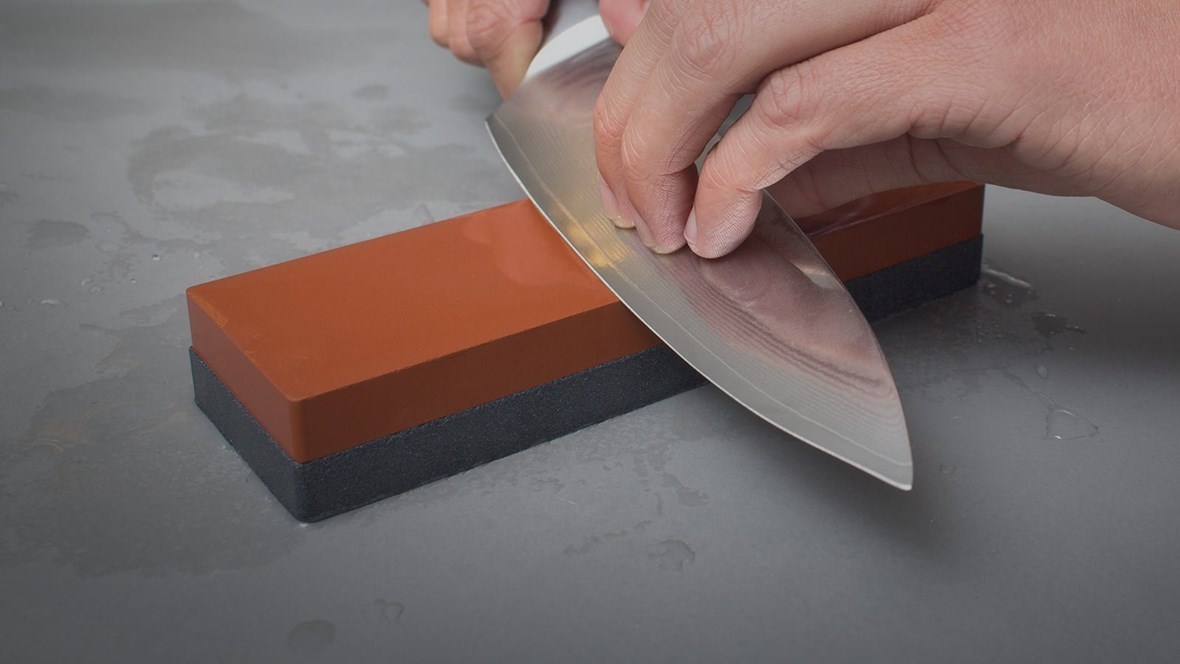 best way to sharpen kitchen knives