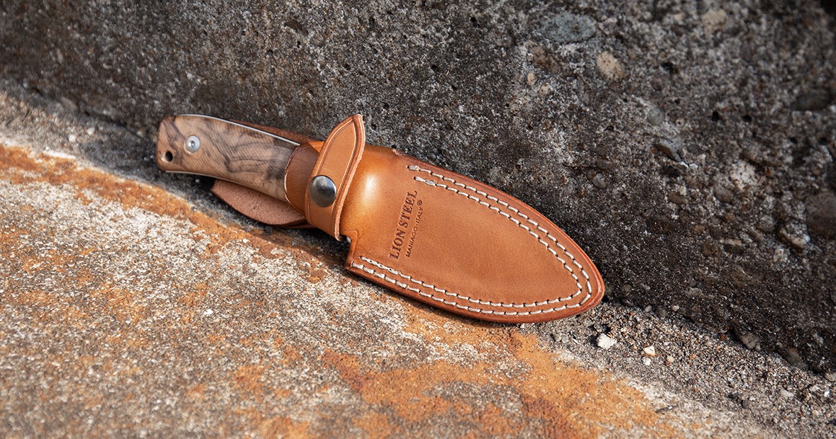 Sheath materials for fixed knives